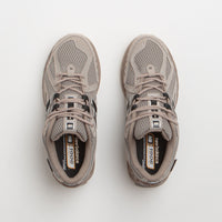 New Balance 1906R Shoes in Arid Stone thumbnail