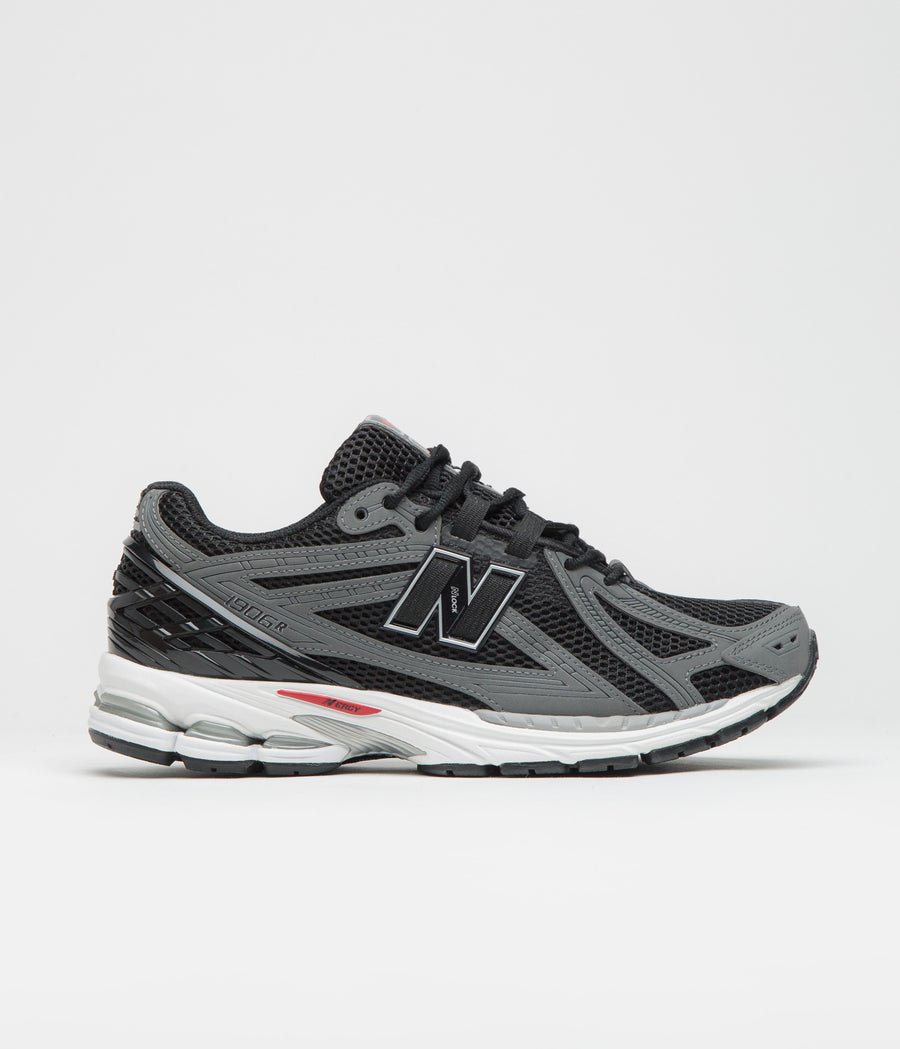 New Balance 1906R Shoes - Black / White