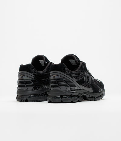 New Balance 1954 Shoes - Black / Black