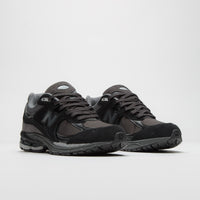 New Balance 2002R Shoes in Black and White / Grey thumbnail