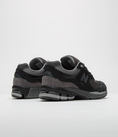 New Balance 2002R Shoes in Black and White / Grey