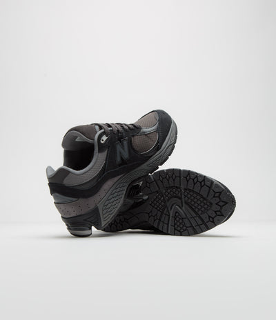 New Balance 2002R Shoes in Black and White / Grey