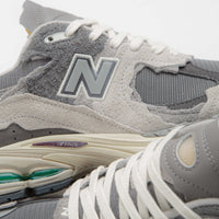 New Balance 2002R Shoes - Rain Cloud / Magnet thumbnail