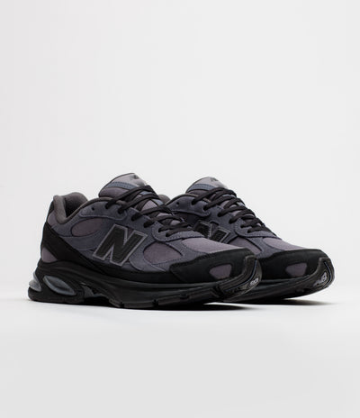 New Balance 2010 Shoes in Meteorite and Black