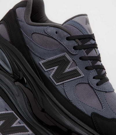 New Balance 2010 Shoes in Meteorite and Black