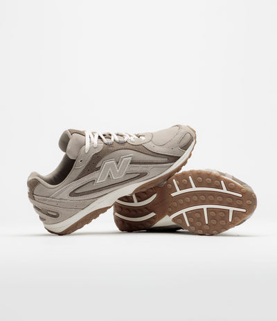 New Balance 204L Shoes - Arid Stone / Thunder Brown