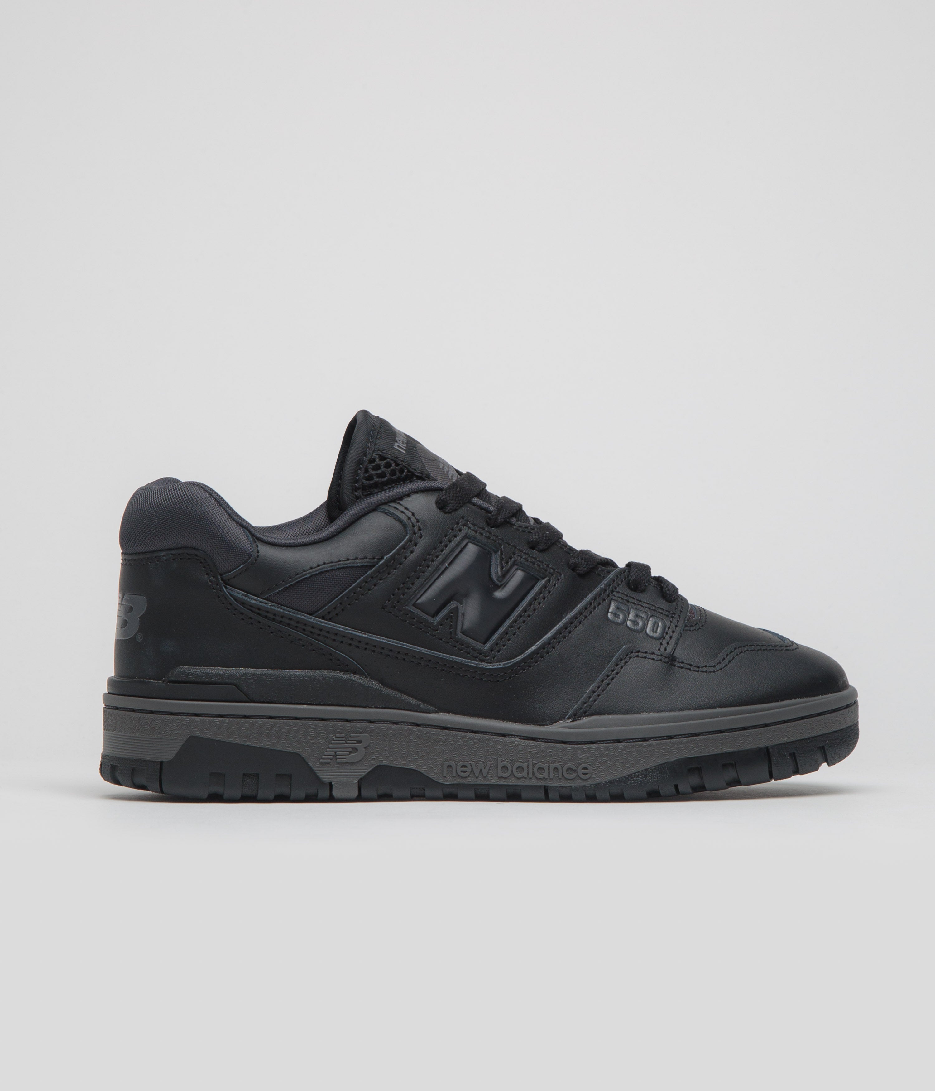 New Balance 550 Shoes in Black