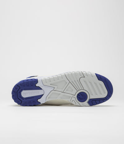 New Balance 550 Shoes in Sea Salt and Blue