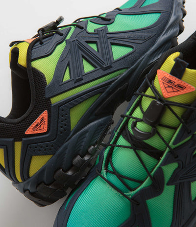 New Balance 610 Shoes in NB Navy