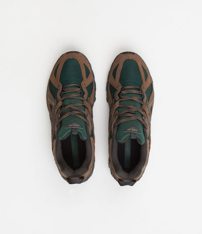 New Balance 610 Shoes in True Brown