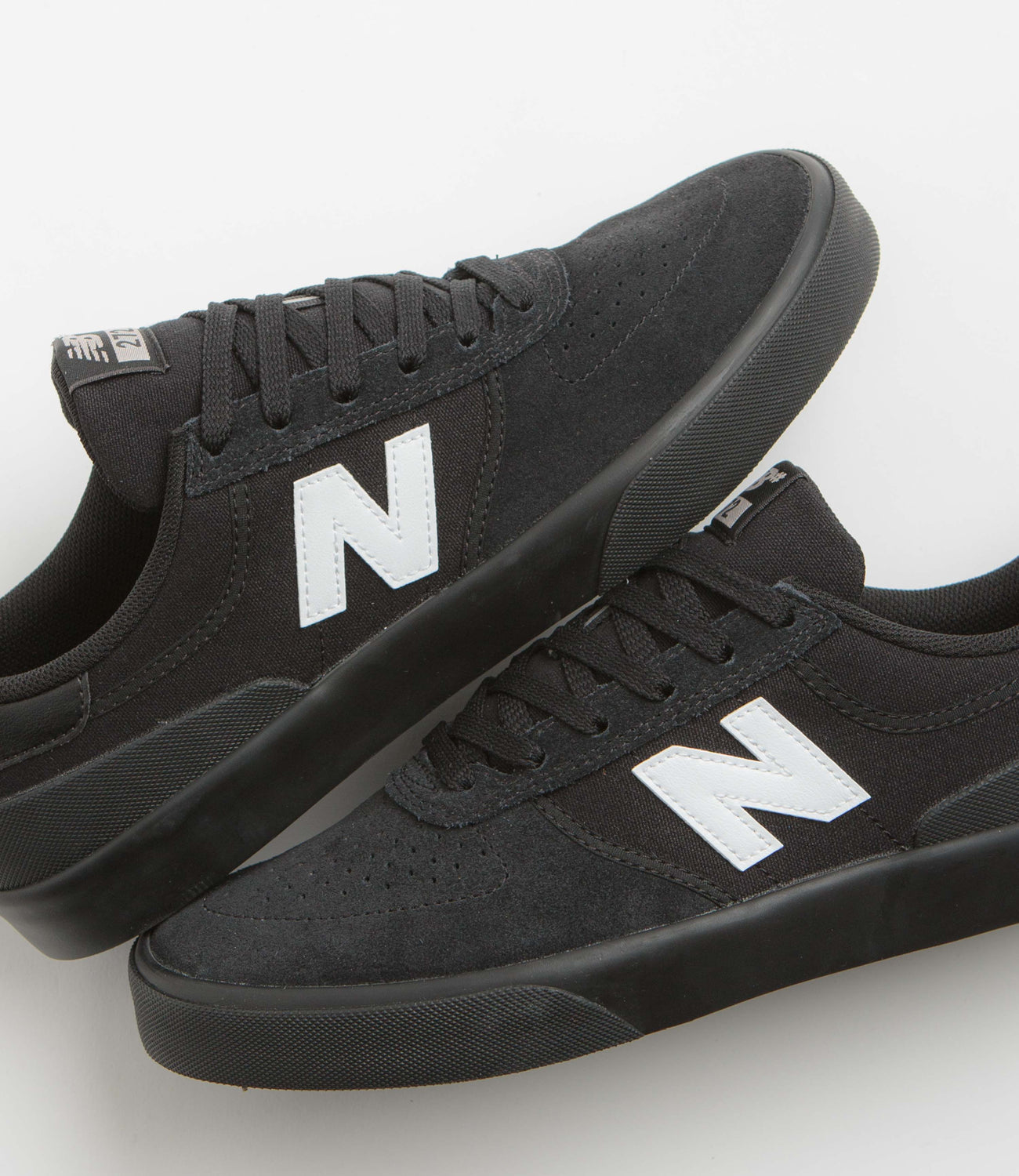 はなはなNew Balance 1000 ブラックスニーカー（425） New Balance 1000 Black / Metallic Silver - Jan 2025