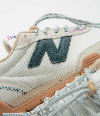 New Balance Numeric 440 Trail Shoes - Sea Salt / Gum