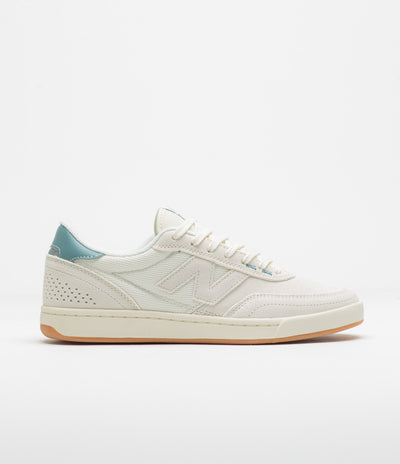 New Balance Numeric 440 V2 Shoes in Sea Salt and Salt Water