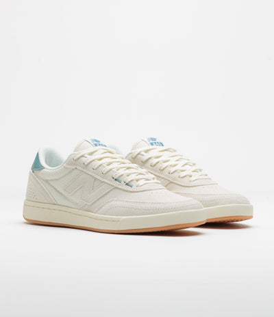 New Balance Numeric 440 V2 Shoes in Sea Salt and Salt Water