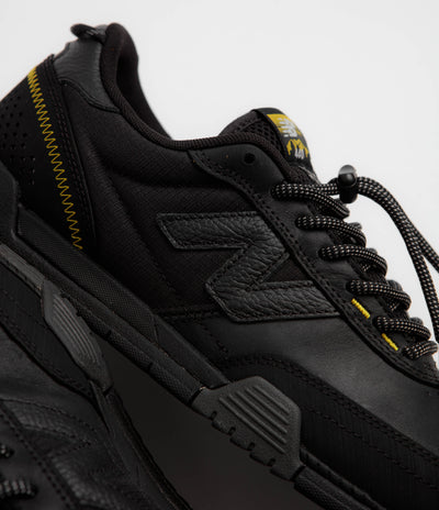 New Balance Numeric 440 V2 Trail Shoes - Black / Happy Yellow