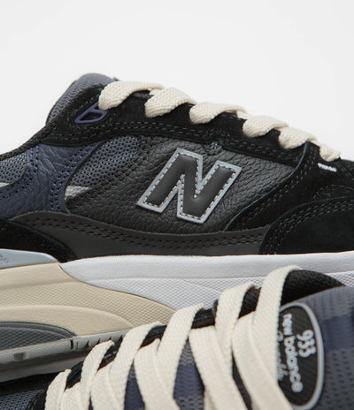 New Balance Numeric 933 Andrew Reynolds Shoes - Black / Navy