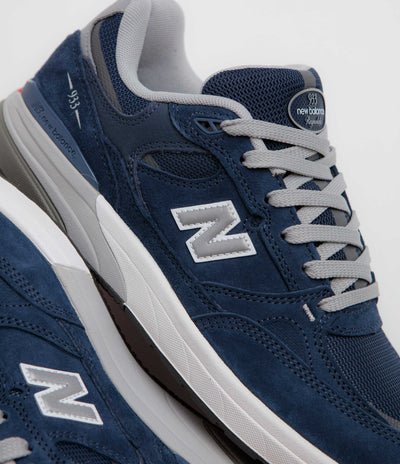 New Balance Numeric 933 Andrew Reynolds Shoes - Navy / White