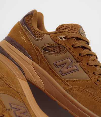 New Balance Numeric 933 Andrew Reynolds Shoes - Wheat / Gum