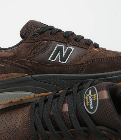 New Balance Numeric 933 Andrew Reynolds Shoes - Brown