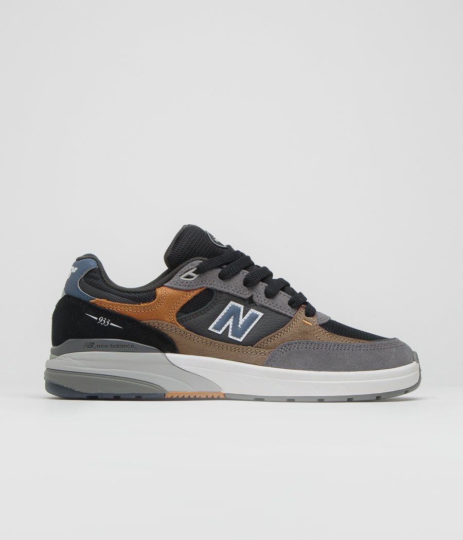 New Balance Numeric 933 Andrew Reynolds Shoes in Castlerock
