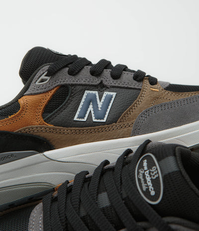 New Balance Numeric 933 Andrew Reynolds Shoes - Castlerock