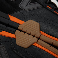 New Balance Numeric x flatspot 440 V2 Trail Shoes - Black / Safety Orange thumbnail