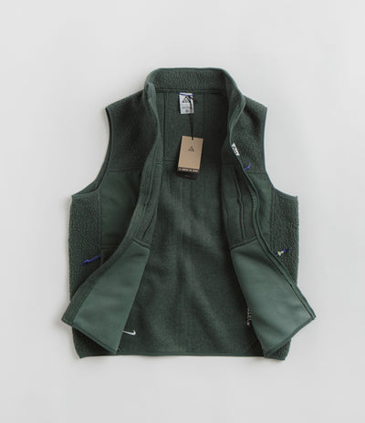 Nike ACG Arctic Wolf Vest in Vintage Green and Vintage Green / Summit White