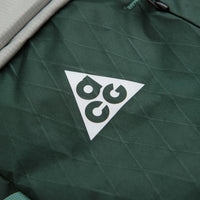 Nike ACG Aysen 32L Day Pack - Vintage Green / Light Iron Ore / White thumbnail