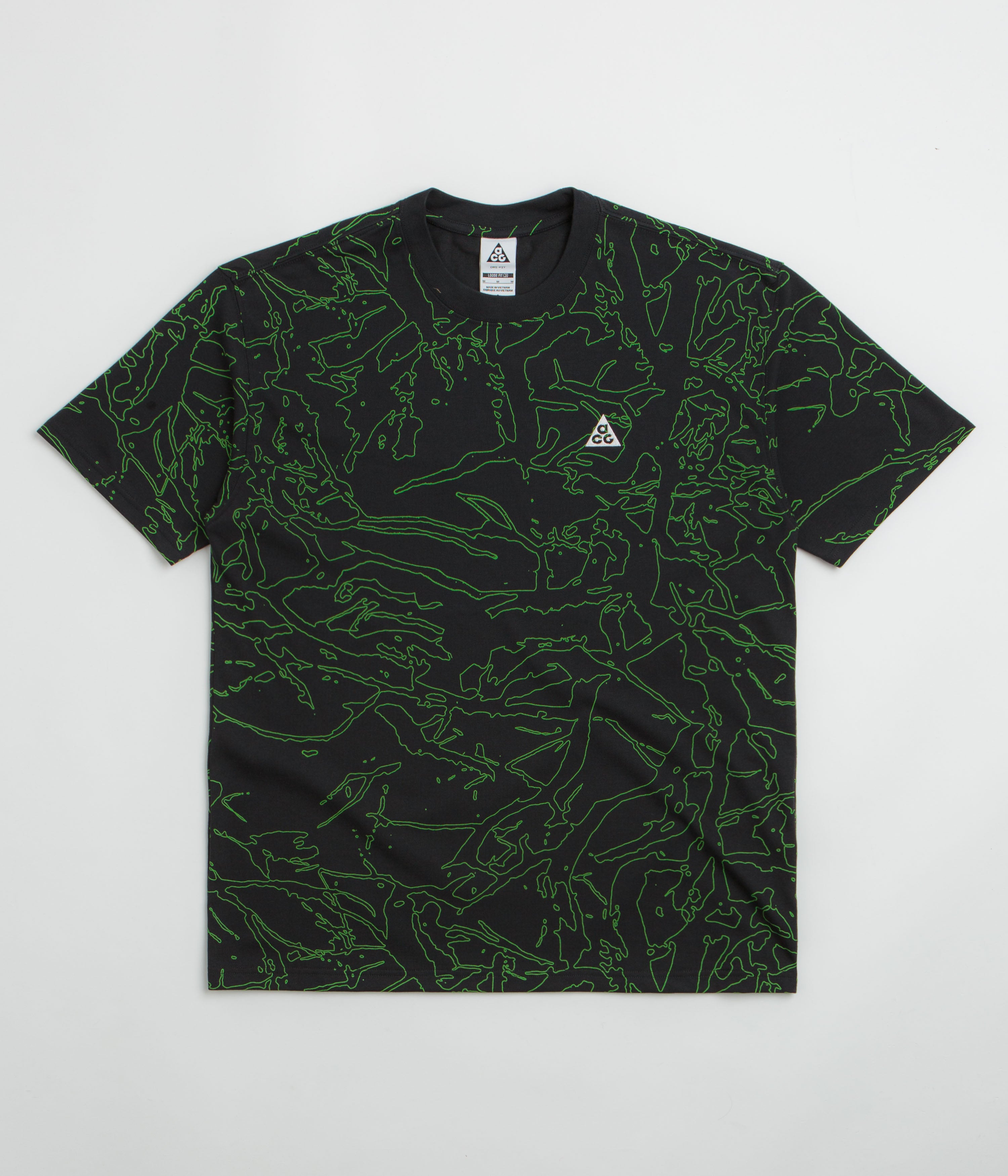 Nike ACG Cave Dweller T-Shirt in Black