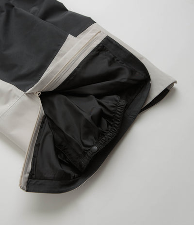 Nike ACG Chena Vortex Bib Pants in Light Orewood Brown and Anthracite / Summit White