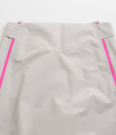 Nike ACG Chena Vortex Bib Pants in Light Orewood Brown and Anthracite / Summit White