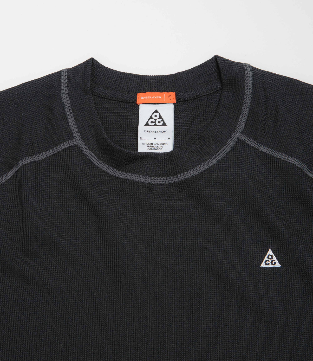 Nike ACG Chinati Long Sleeve T-Shirt - Black / Anthracite / Summit