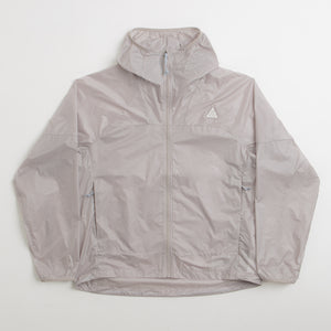 College Grey / Summit White