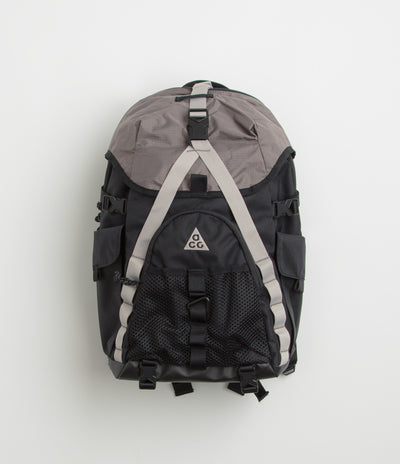 Nike ACG Daymax Backpack in Black and College Grey / College Grey