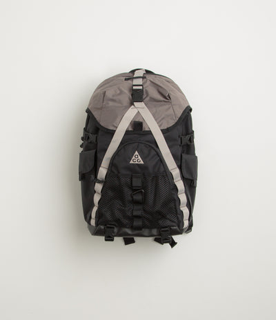 Nike ACG Daymax Backpack in Black and College Grey / College Grey