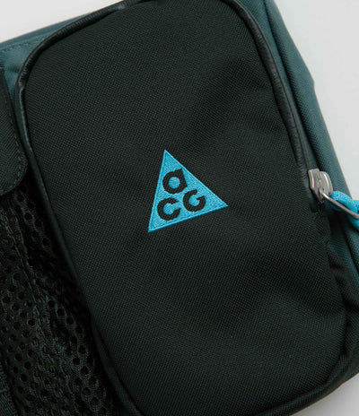 Nike ACG Daymax Crossbody Bag - Mineral Slate / Black Spruce / Baltic Blue