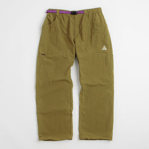 Olive Flak / Black / Summit White