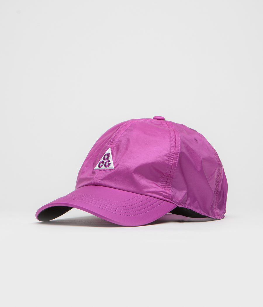 Nike ACG Dri-FIT Club Cap in Vivid Purple