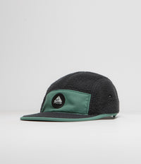 Nike ACG Fly Cap in Black and Bicoastal / Black