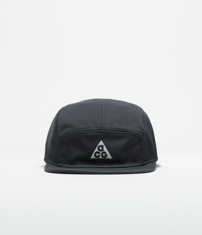 Nike ACG Fly Cap in Black and Black / Black / Black