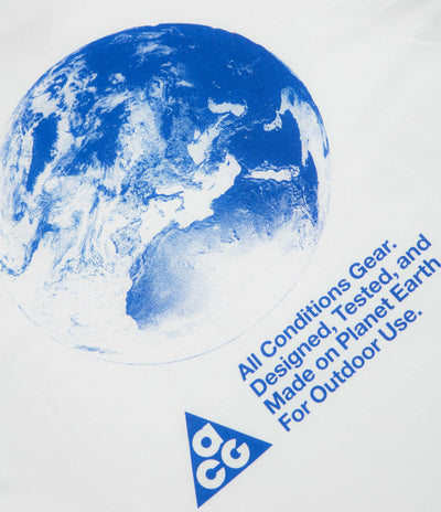Nike ACG Globe T-Shirt - Summit White / Hyper Royal