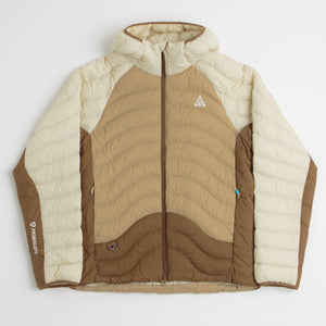 Light Khaki / Light Khaki / Summit White