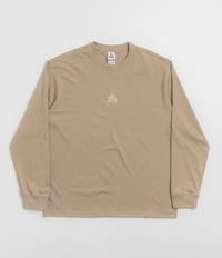 Nike ACG Lungs Long Sleeve T-Shirt in Khaki