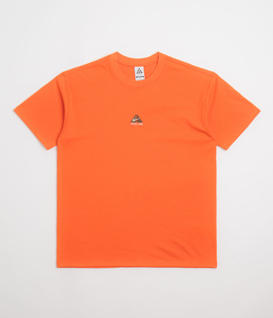 Nike ACG Lungs T-Shirt in Safety Orange