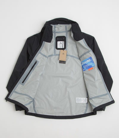 Nike ACG Morpho Rain Jacket in Black and Black / Summit White