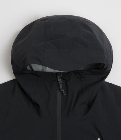 Nike ACG Morpho Rain Jacket in Black and Black / Summit White