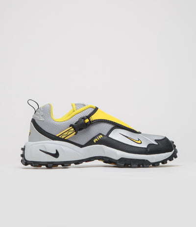 Nike ACG Phassad Shoes in Black and Yellow Zest and Metallic Silver