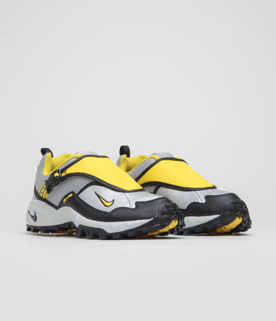 Nike ACG Phassad Shoes in Black and Yellow Zest and Metallic Silver