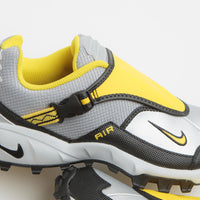 Nike ACG Phassad Shoes in Black and Yellow Zest and Metallic Silver thumbnail