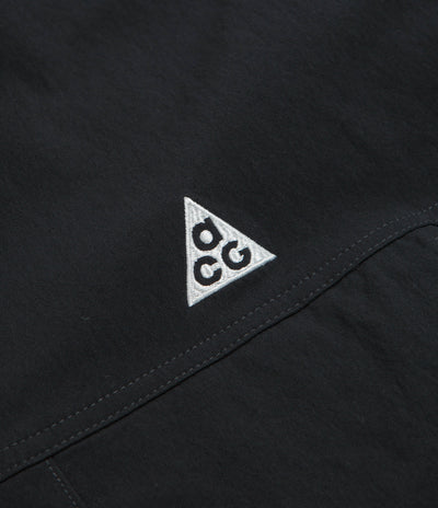 Nike ACG Smith Summit Jacket in Black and Anthracite / Summit White